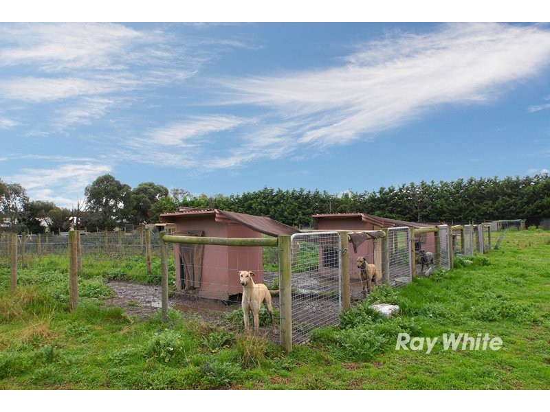 15 East Road, Pearcedale VIC 3912