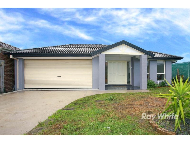 18 Kingsbarn Court, Cranbourne VIC 3977