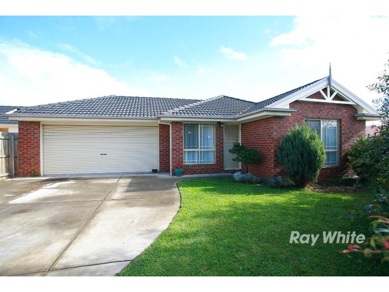 27 Genista Road, Cranbourne VIC 3977
