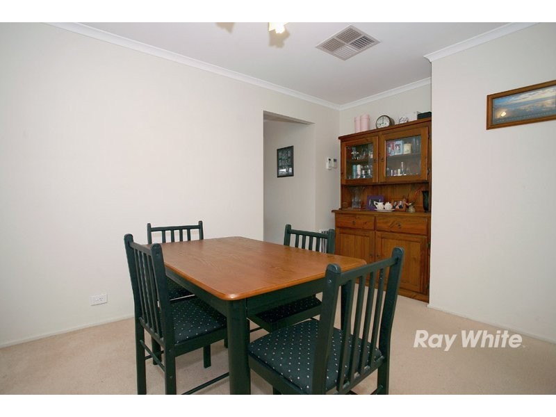 27 Genista Road, Cranbourne VIC 3977