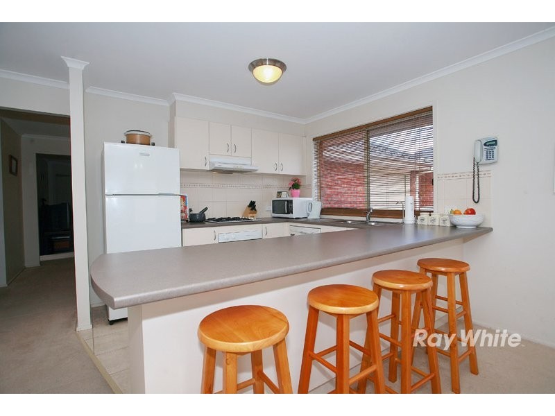 27 Genista Road, Cranbourne VIC 3977