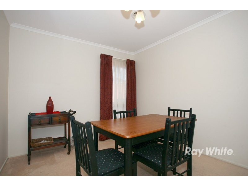 27 Genista Road, Cranbourne VIC 3977