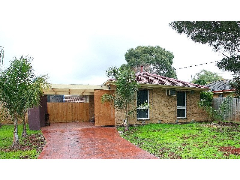 6 Latrobe Street, Cranbourne VIC 3977