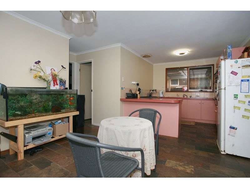 26 Hazelwood Avenue, Cranbourne VIC 3977