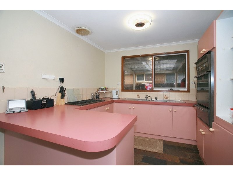 26 Hazelwood Avenue, Cranbourne VIC 3977