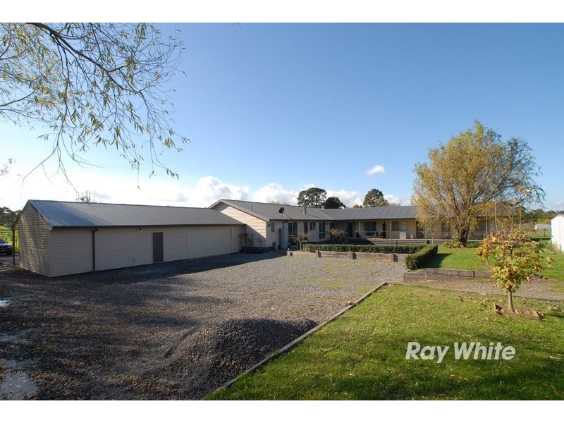 72 Browns Road, Devon Meadows VIC 3977