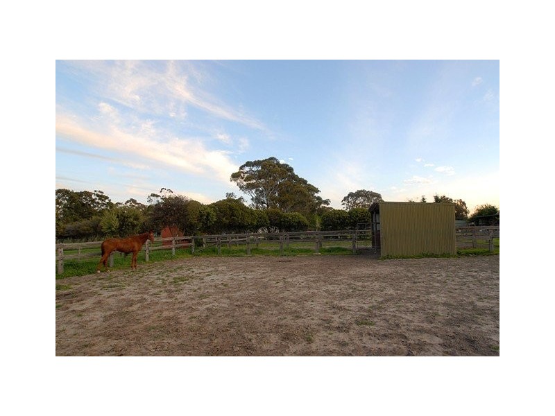 76 Browns Road, Devon Meadows VIC 3977