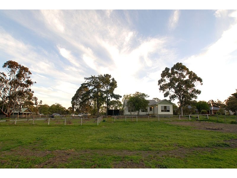 76 Browns Road, Devon Meadows VIC 3977