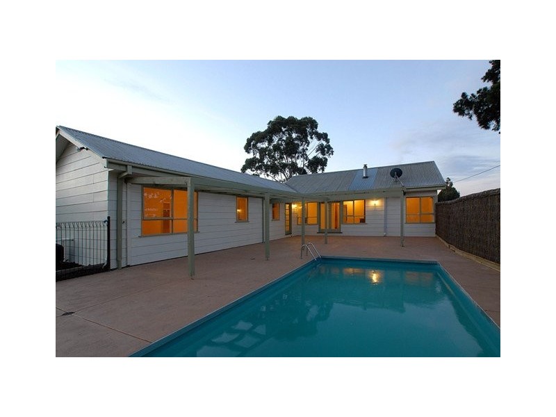 76 Browns Road, Devon Meadows VIC 3977