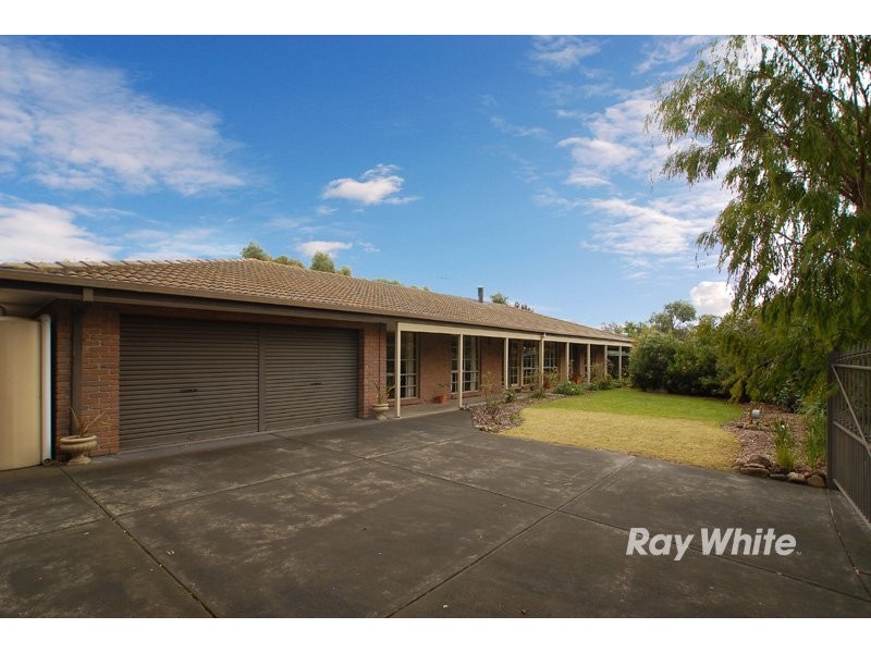 18 Heron Close, Blind Bight VIC 3980