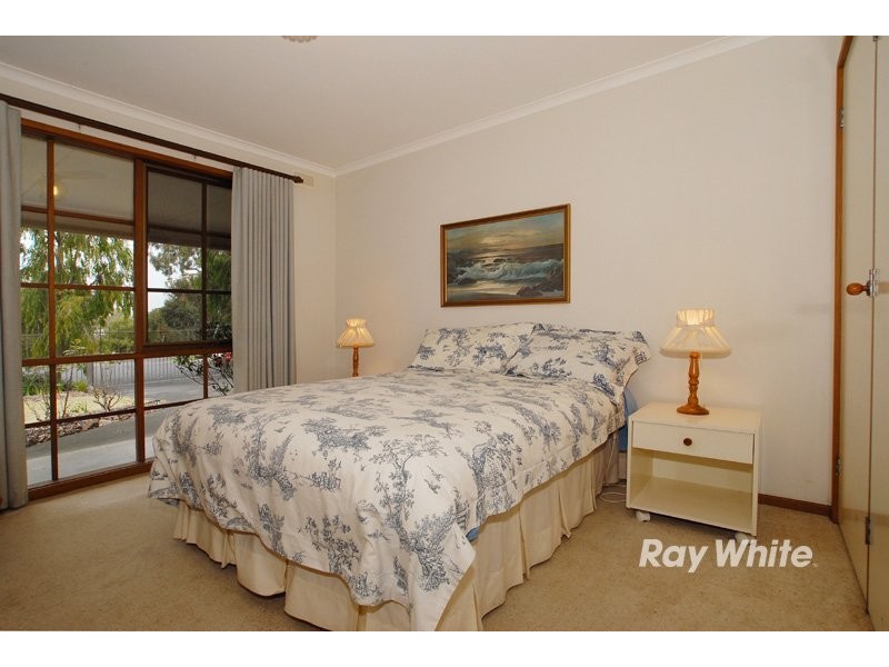 18 Heron Close, Blind Bight VIC 3980