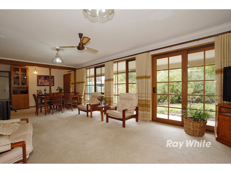 18 Heron Close, Blind Bight VIC 3980