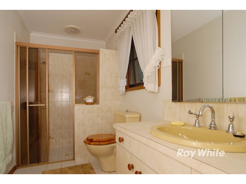 18 Heron Close, Blind Bight VIC 3980