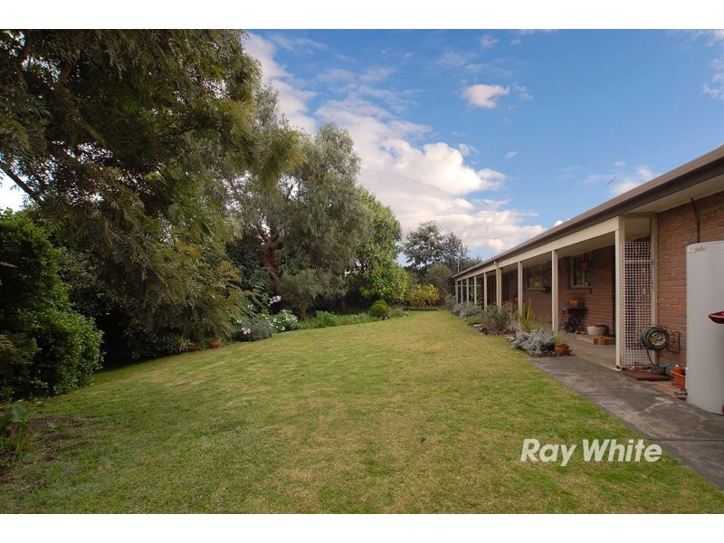 18 Heron Close, Blind Bight VIC 3980