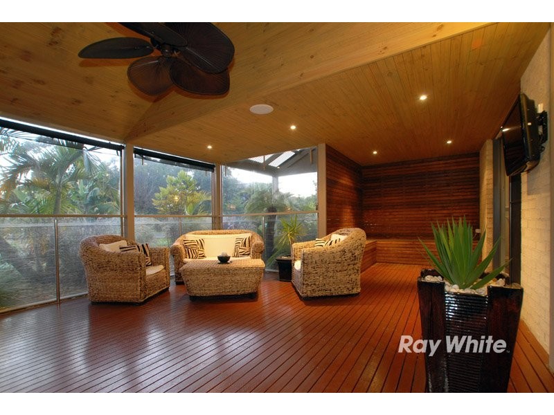 94-96 Lakes Boulevard, Pearcedale VIC 3912