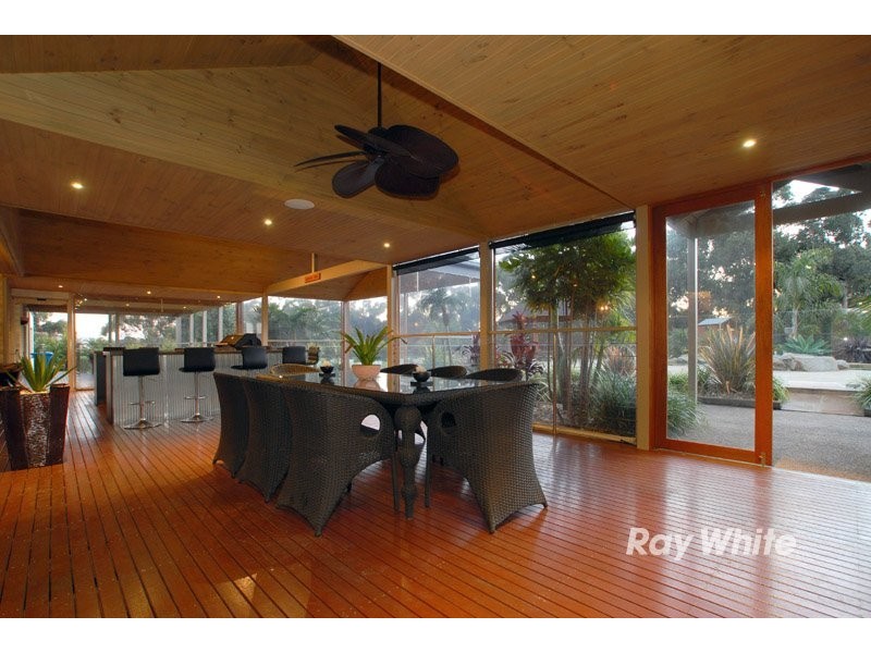 94-96 Lakes Boulevard, Pearcedale VIC 3912