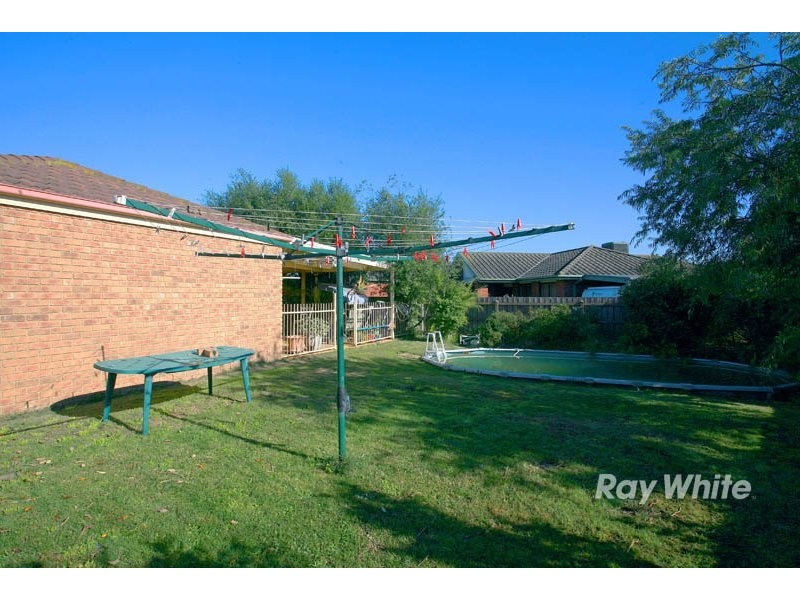 5 Tad Court, Cranbourne North VIC 3977