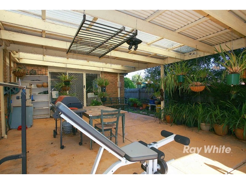 5 Tad Court, Cranbourne North VIC 3977