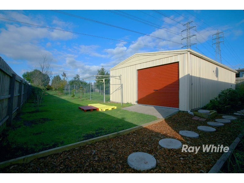 64 Scarborough Avenue, Cranbourne VIC 3977