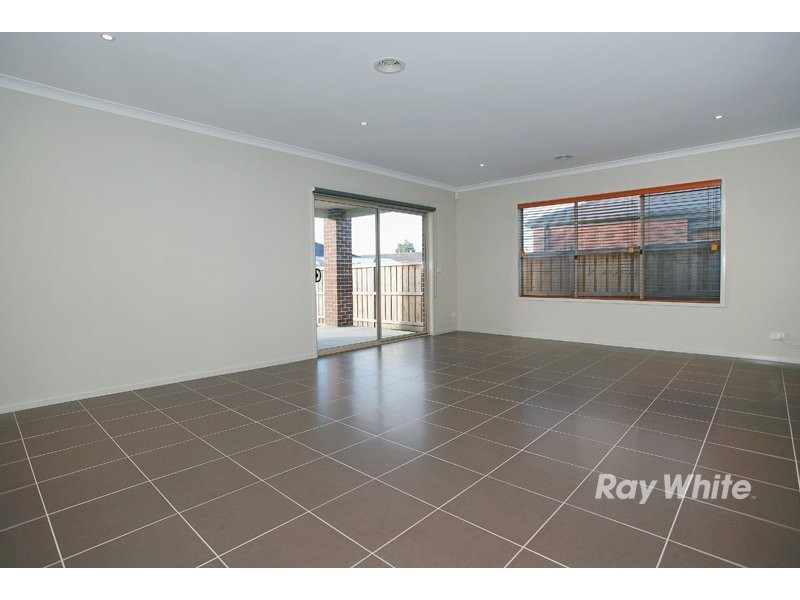 20 Tetrabine Way, Lyndhurst VIC 3975