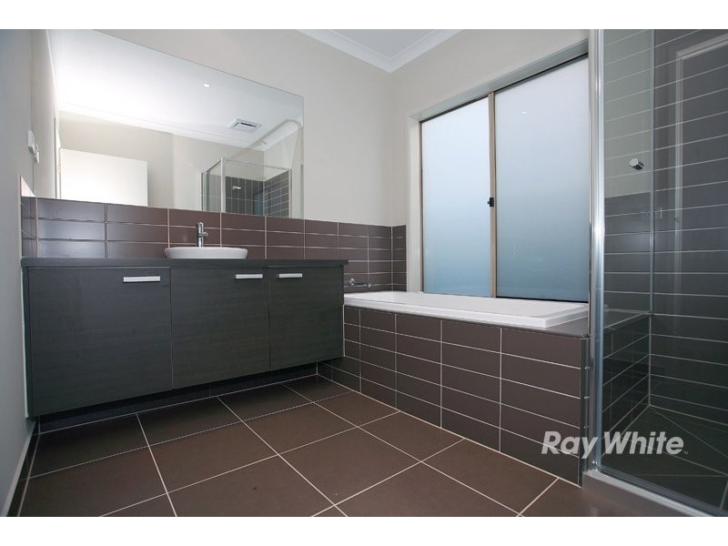 20 Tetrabine Way, Lyndhurst VIC 3975