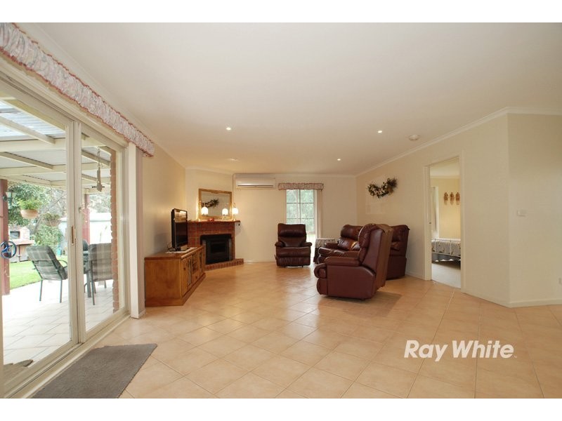 75 Finsbury Road, Devon Meadows VIC 3977