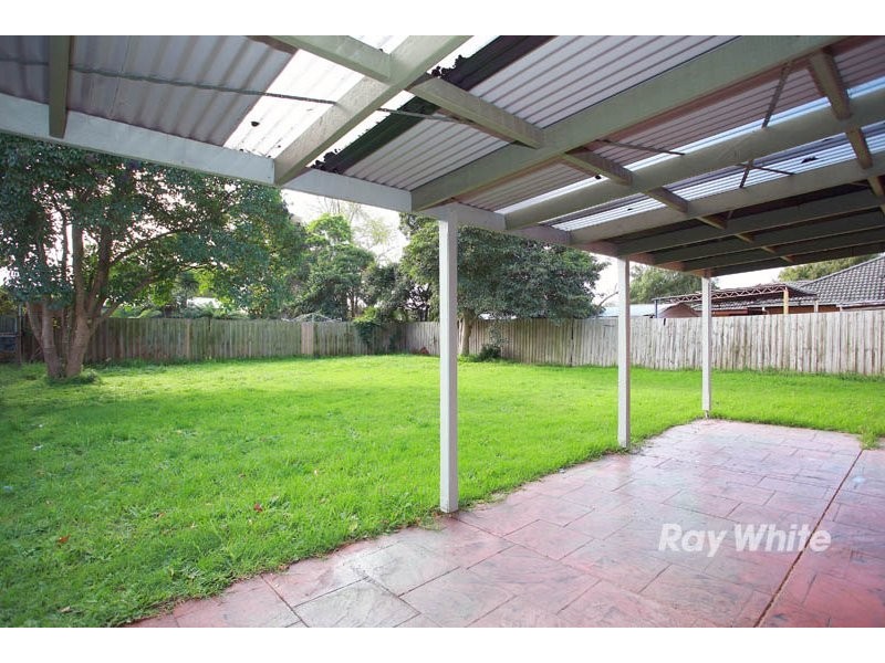 9 Campbell Parade, Cranbourne VIC 3977