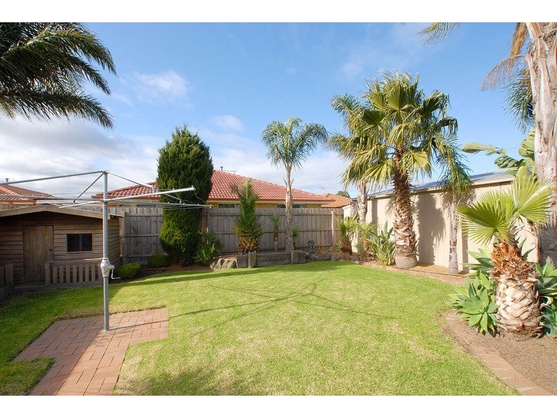 10 Fosters Court, Cranbourne VIC 3977