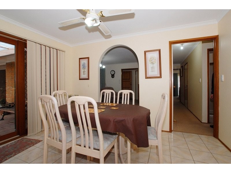 10 Fosters Court, Cranbourne VIC 3977