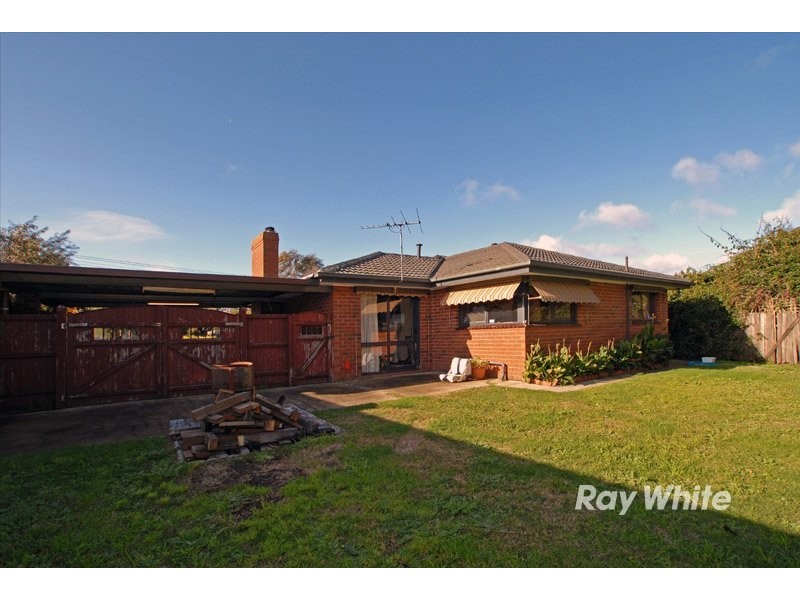 37 Houlder Avenue, Junction Village VIC 3977