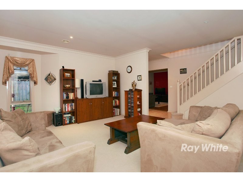 15 Littlecroft Avenue, Narre Warren South VIC 3805