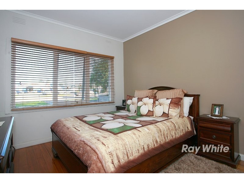 199 & 201 Sladen Street, Cranbourne VIC 3977