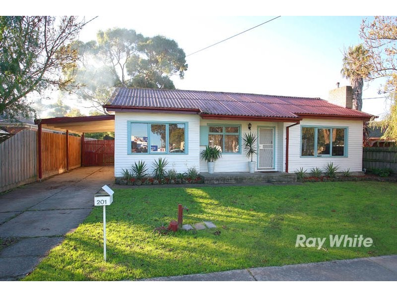 199 & 201 Sladen Street, Cranbourne VIC 3977