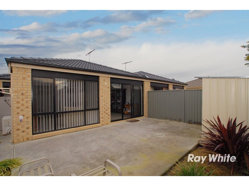 36a Greenaway Terrace, Cranbourne East VIC 3977