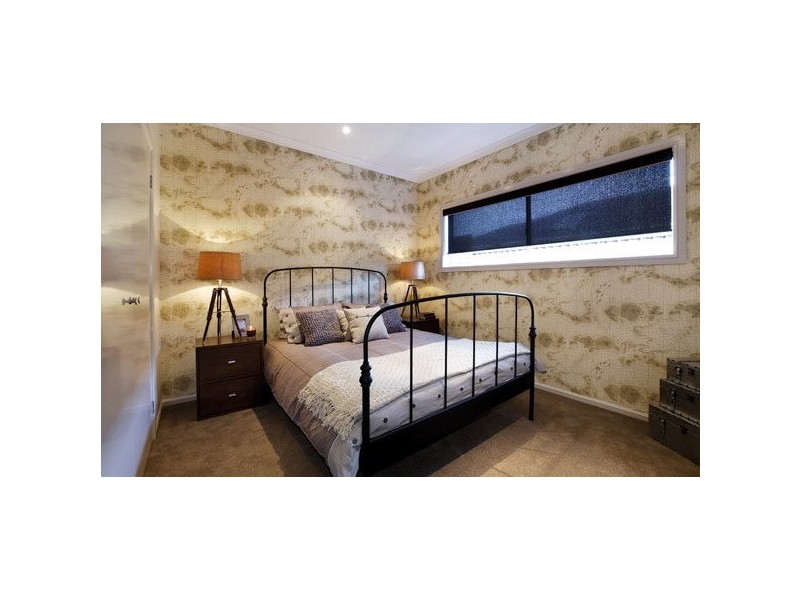 5 Kindred Avenue, Cranbourne North VIC 3977