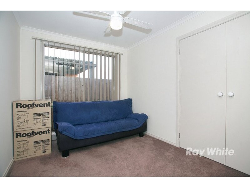 11 Calais Circuit, Cranbourne VIC 3977