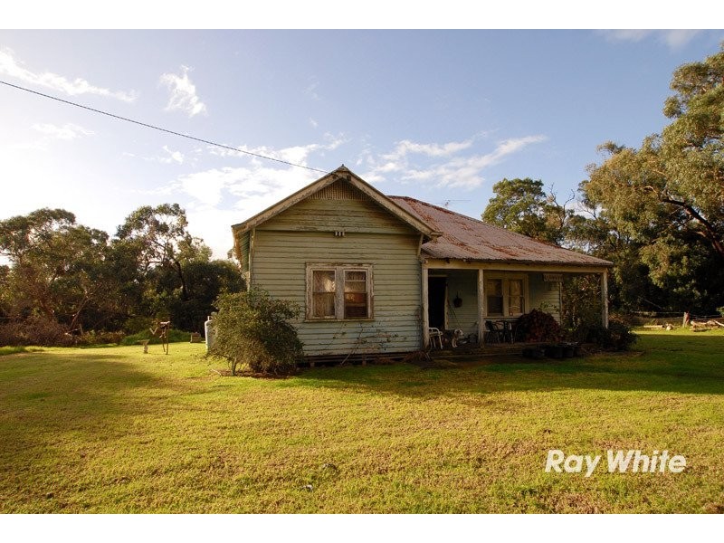 155 Browns Road, Cranbourne South VIC 3977