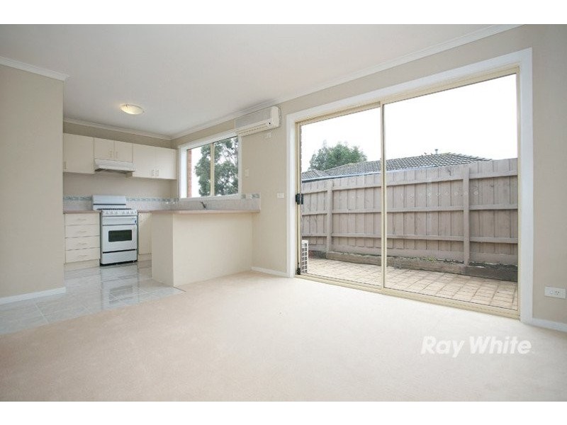 31 Bates Street, Cranbourne VIC 3977