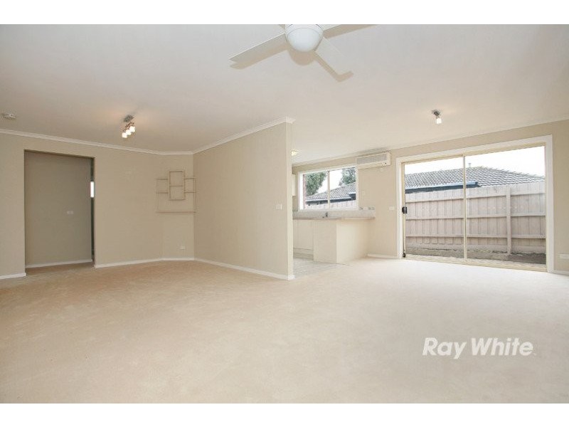 31 Bates Street, Cranbourne VIC 3977