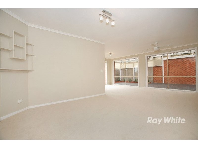 31 Bates Street, Cranbourne VIC 3977