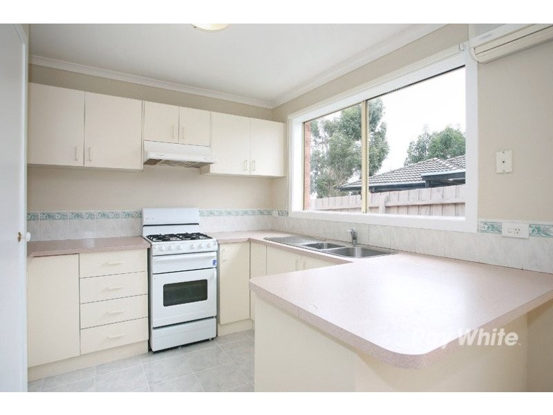 31 Bates Street, Cranbourne VIC 3977