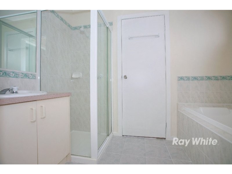 31 Bates Street, Cranbourne VIC 3977