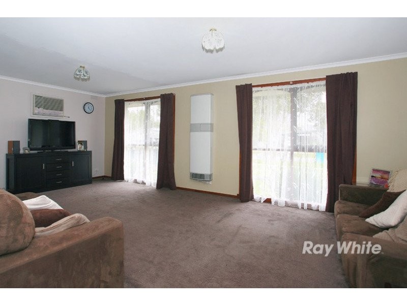 3 Geoffrey Court, Cranbourne VIC 3977