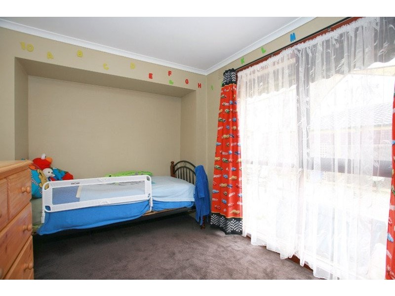 3 Geoffrey Court, Cranbourne VIC 3977