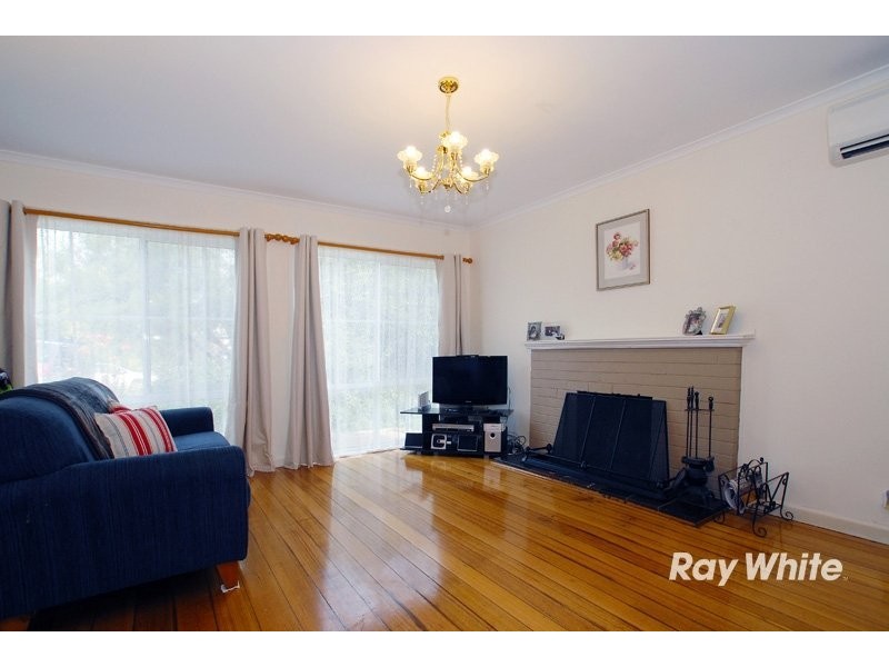 35 Glenalva Parade, Cannons Creek VIC 3977