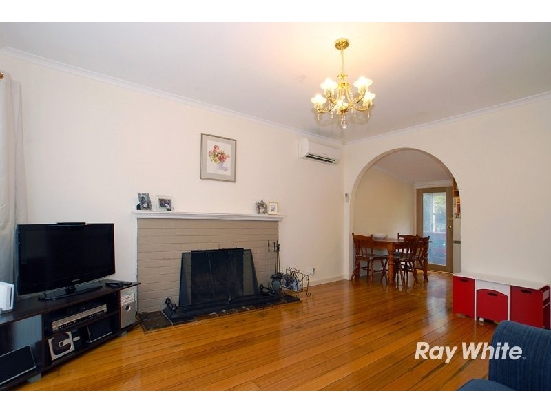 35 Glenalva Parade, Cannons Creek VIC 3977