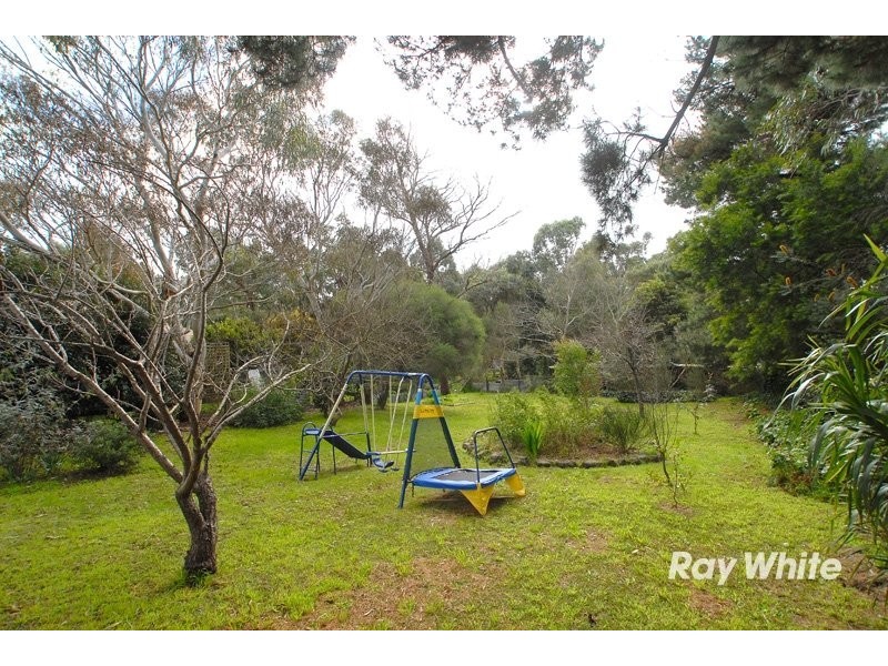 35 Glenalva Parade, Cannons Creek VIC 3977