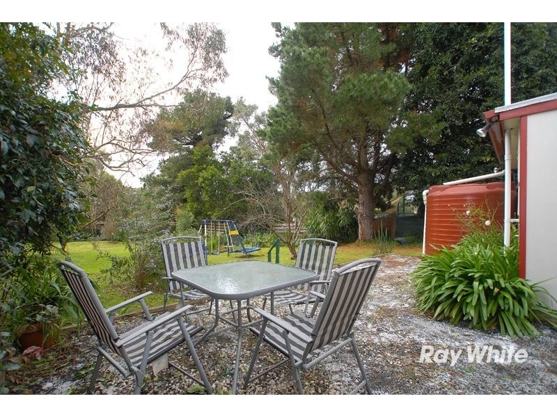 35 Glenalva Parade, Cannons Creek VIC 3977