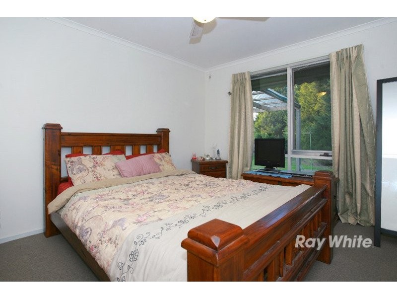 96 Toirram Crescent, Cranbourne VIC 3977