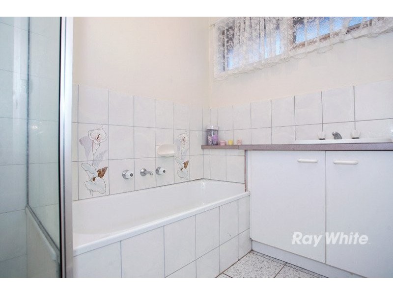 96 Toirram Crescent, Cranbourne VIC 3977